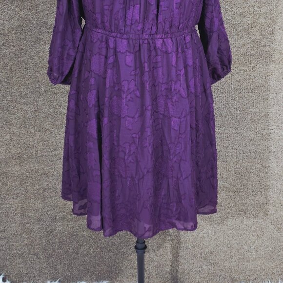 Torrid Mini Clip Floral Square Neck Tiered Pockets Dress Sz 1 Plum Pre-Owned - Picture 2 of 7